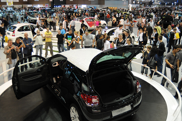 25 Brands Boycott Oran Cars Exhibition due to specifications