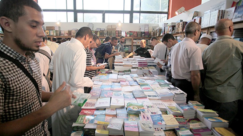 أكثر من 7 آلاف عنوان في المعرض المحلي للكتاب