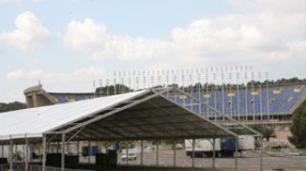 معرض على 12 ألف متر وحظيرة لـ600 سيارة و25 كلبا لحراسة الكتب