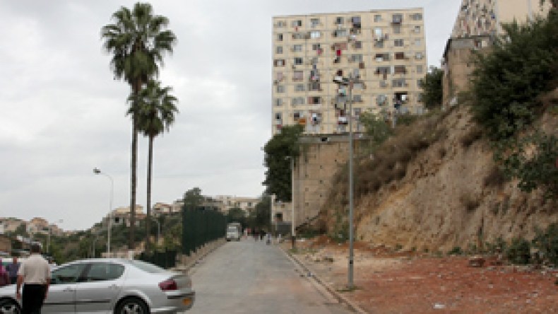 9000 طلب و60 مسكنا.. القنبلة التي إنفجرت بديار الشمس