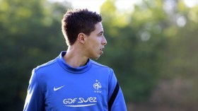 أنباء عن إبعاد نصري عن “الديكة” لمدة عامين