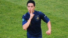 نصري يسجل هدفا و”يهين” أحد صحفيي “ليكيب”!