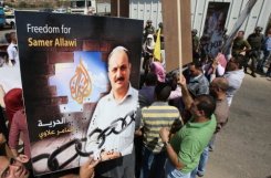 Al-Jazeera rejette les accusations “malveillantes” d'Israël contre Allawi