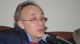 الأمير عبد القادر يستحق أكثر من فيلم وأنا مهتم بالموضوع