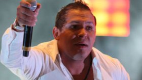 الراي جزائر واحرص على اعادة اغاني رايوية جزائرية لانها الاصل