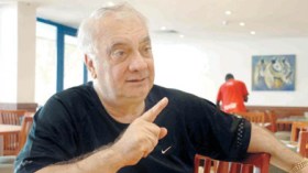 سمير زاهر في تصريح خطير: استفزازات الجزائريين هي من هزمتنا والروانديون أصدقاء مصر