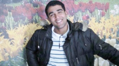 Algeria: Young man immolates himself in front of officials