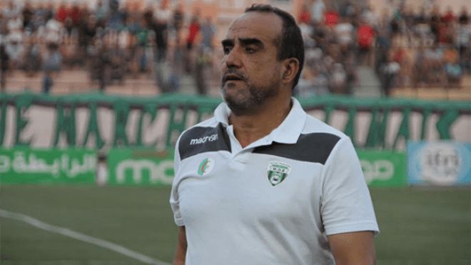 اللاعبون يجمدون الإضراب وسنجاق سيغادر بعد نهائي الكاف