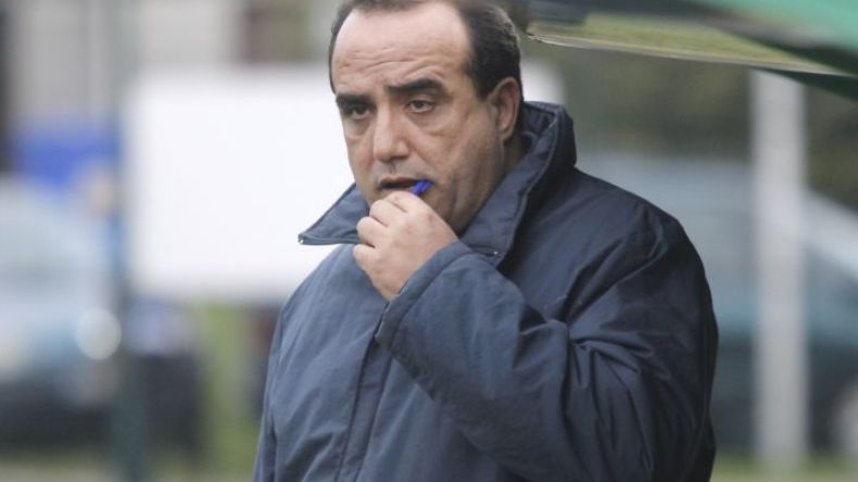 سنجاق يتردد وينتظر معاينة الشبيبة