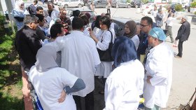مستشفيات بلا خدمة.. وأخرى “لم تسمع بالإضراب”