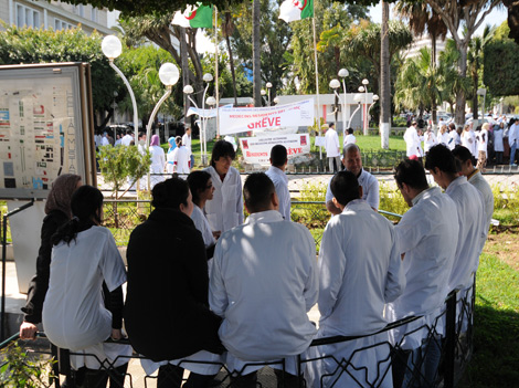 Social partners want to examine Algeria new health code in detail