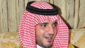 وزير داخلية السعودية بالجزائر الأحد