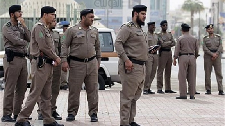 السعودية: مقتل شرطيين واثنين من المتظاهرين