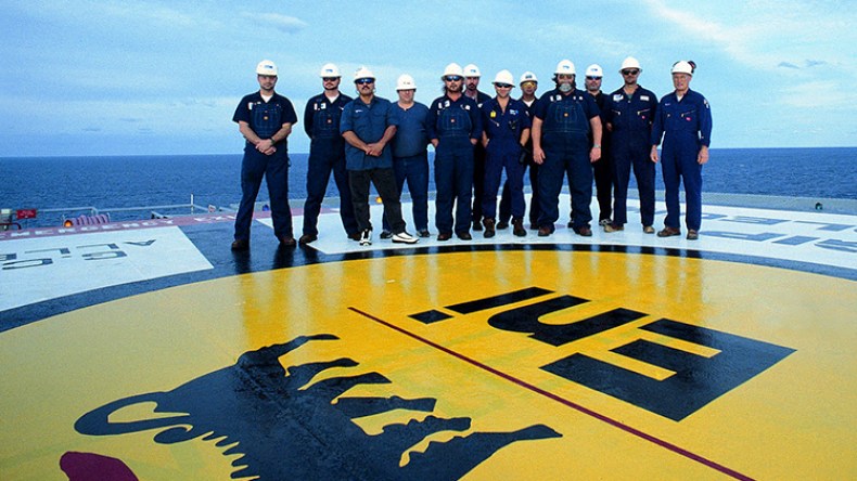 مدير “سايبام الجزائر” سابقا يقدم نفسه كبش فداء لحماية الحيتان الكبيرة؟