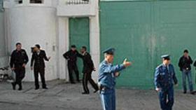 فرنسي يدخل في إضراب عن الطعام بسجن سركاجي