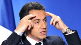 خصوم ساركوزي يرفضون اسقاط ازدواجية الجنسية على الجزائريين