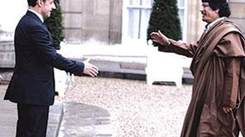 ليبيا تهدد بفضح “سر خطير” يطيح بساركوزي