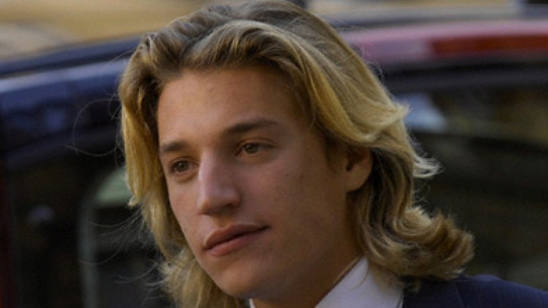 محامون فرنسيون يتطوعون للدفاع عن جزائري دهسه ابن ساركوزي