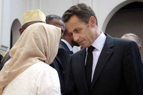 France : Le débat sur la laïcité et l'islam divise la majorité
