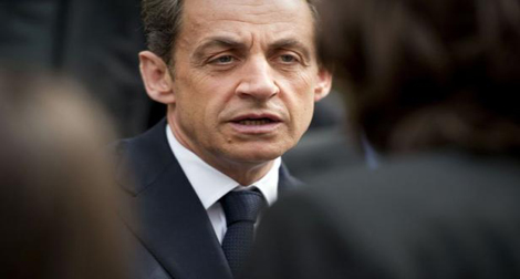 Sarkozy reconnaît la “responsabilité historique” de la France dans l'abandon  des harkis