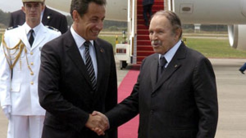 إطلاق ساركوزي للاتحاد المتوسطي في 13 جويلية إهانة للجزائريين