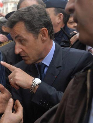 Sarkozy must compensate land minesâ€™ victims:  Algerian and French associations