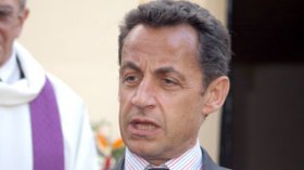 Sarkozy fait diversion en jouant la carte des moines de Tibhirine