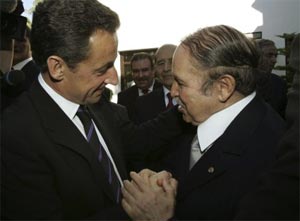 Le Conseiller du Président Sarkozy relance la polémique au sujet des crimes de la colonisation Française en Algérie.