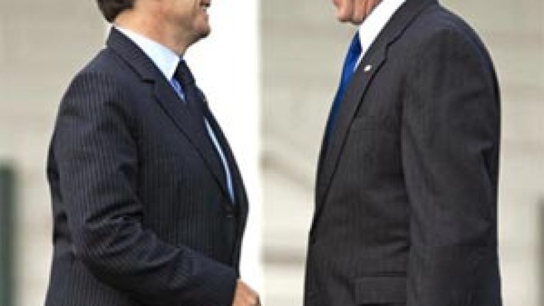 ساركوزي اطلع على خطة أمريكية لمهاجمة إيران