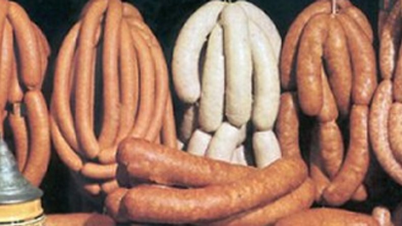 قناطير نوى التمر في أكياس قهوة والثوم للتخلص من عفن المرڤاز