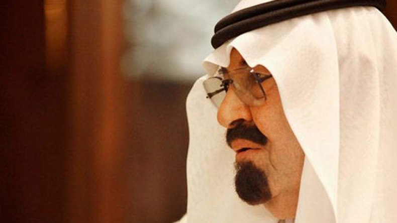 السعودية: رئيس المراسم الملكية يعود لمنصبه بعد عزله