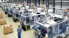 الحكومة تستحدث 9 مجمعات صناعية تضم 400 مؤسسة عمومية