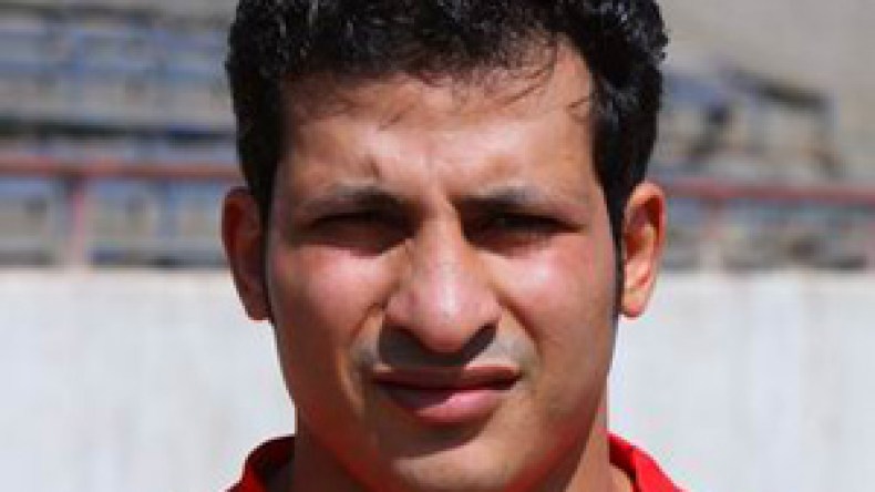 سيد معوض يخرج عن النص: “أحلم بتلقين الجزائر درسا في الكرة”