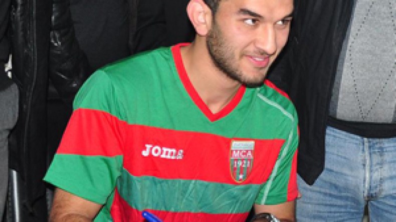 المولودية‭ ‬من‭ ‬المطار‭ ‬إلى‭ ‬5‭ ‬جويلية‭ ‬لتحضير‭ ‬مباراة‭ ‬الشبيبة