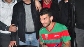 سعيود‭ ‬يمضي رسميا للعميد بمليار سنتيم‭