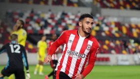 بن رحمة يُهدي التأهّل لـ”برينتفورد”