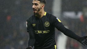 سعيد بن رحمة يقود برينتفورد إلى القمة الإنجليزية