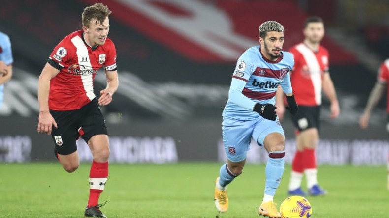 بِالفيديو: بن رحمة يُهدي الجزائريين الحركة الفنية التي يعشقونها