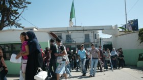 منشورات تحريضية تبيح دماء الأساتذة وتدعو لمقاطعة الدراسة