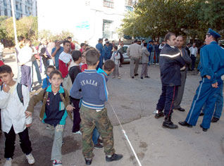 Algeria tightens up security at schools neighbourhood