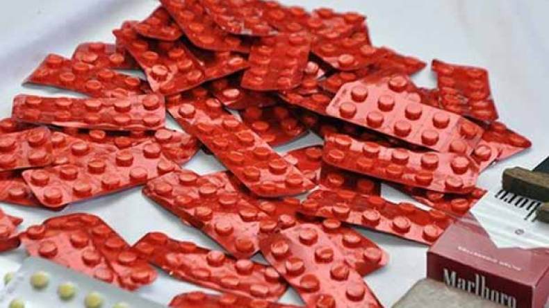 هكذا أطاحت مكالمة هاتفية بعصابة ترويج الأقراص “القاتلة”