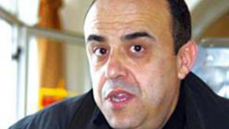 محمد حازرلي يقدم العرض الشرفي الأولّ لـفيلمه “الدخلاء”