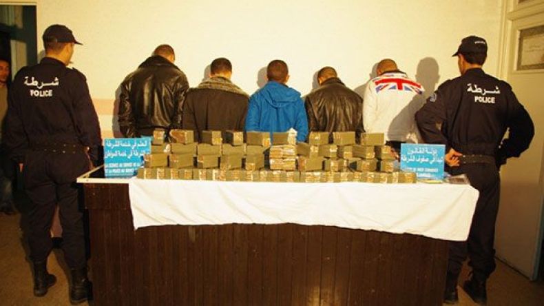 “الوحش” وطالب جامعي ضمن أخطر عصابة لبيع المخدرات  بتيزي وزو