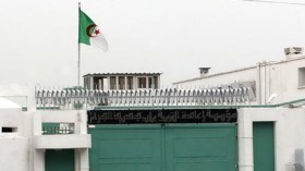 مستشار سابق بوزارة البريد في إضراب عن الطعام بسركاجي