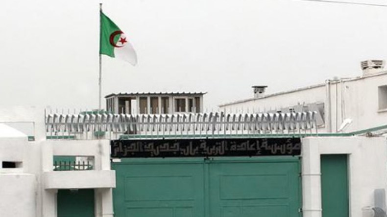 مستشار سابق بوزارة البريد في إضراب عن الطعام بسركاجي