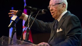 تونس: تمديد حالة الطوارىء لمدة شهر