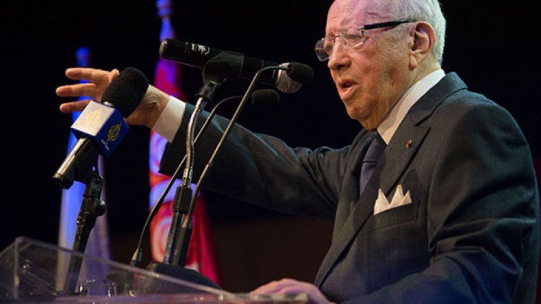 تونس: تمديد حالة الطوارىء لمدة شهر