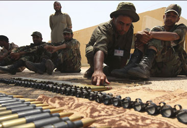 Des armes pour Tripoli: l’Algérie dément catégoriquement