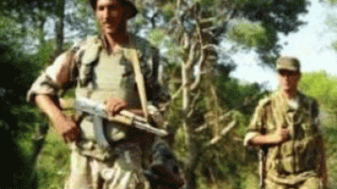 Une réunion de hauts responsables de la sécurité pour définir un plan d’attaque contre les camps de retranchement des terroristes