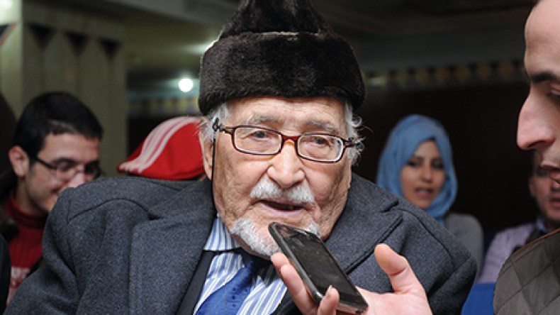 العربية أرقى اللغات وستبقى متألقة لأنّها وعاء للقرآن